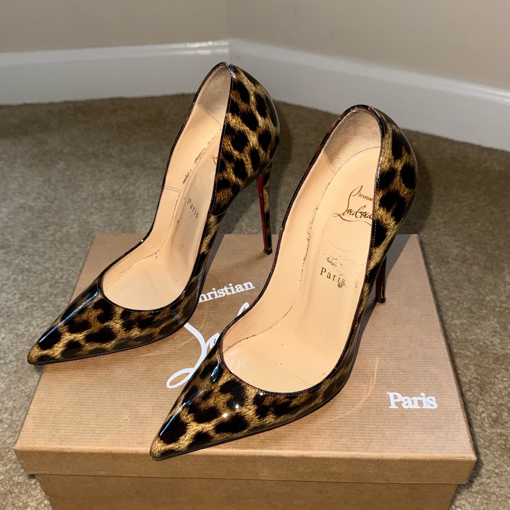Christian Louboutin So Kate 120 size 38.5/ 8.5 Beautiful condition
